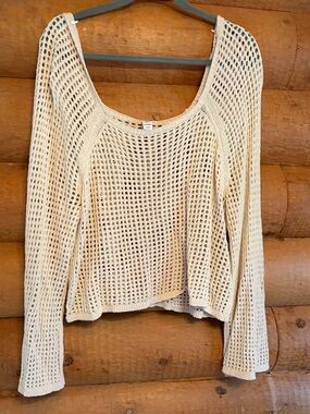Open-Knit Cream Cropped Sweater